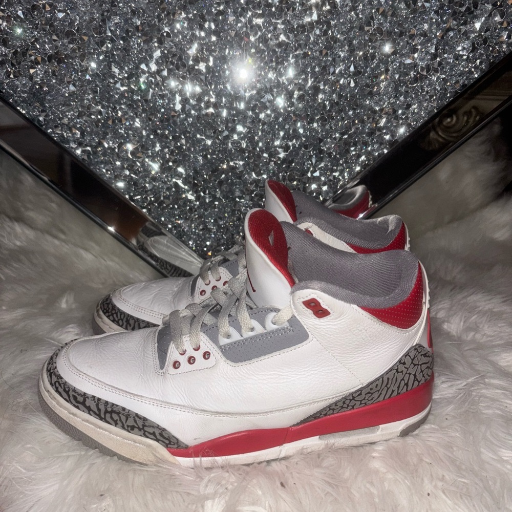 Jordan Athletic Shoes White and Red